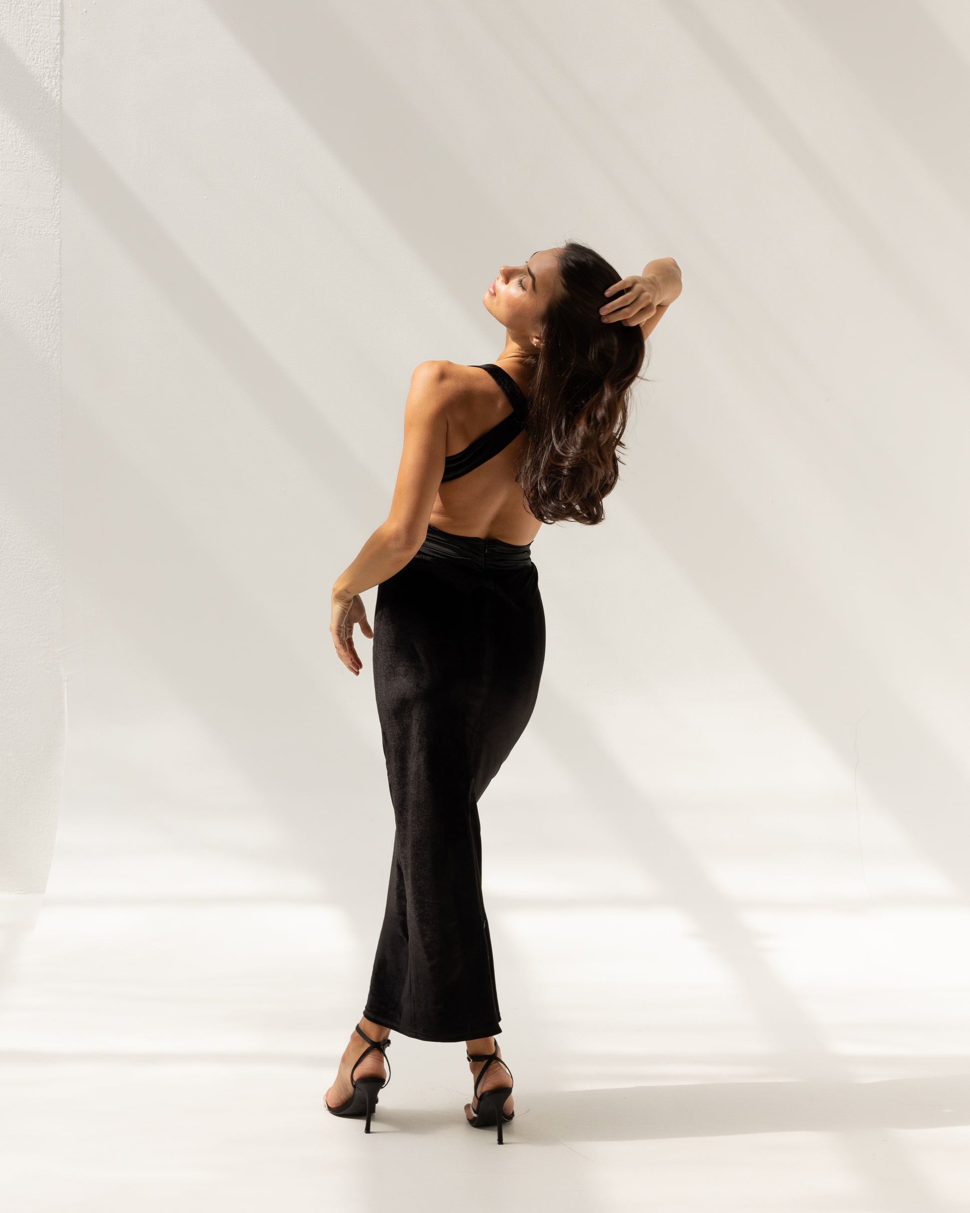 Timeless black formal dress perfect for cocktail or gala night – Blourinè couture